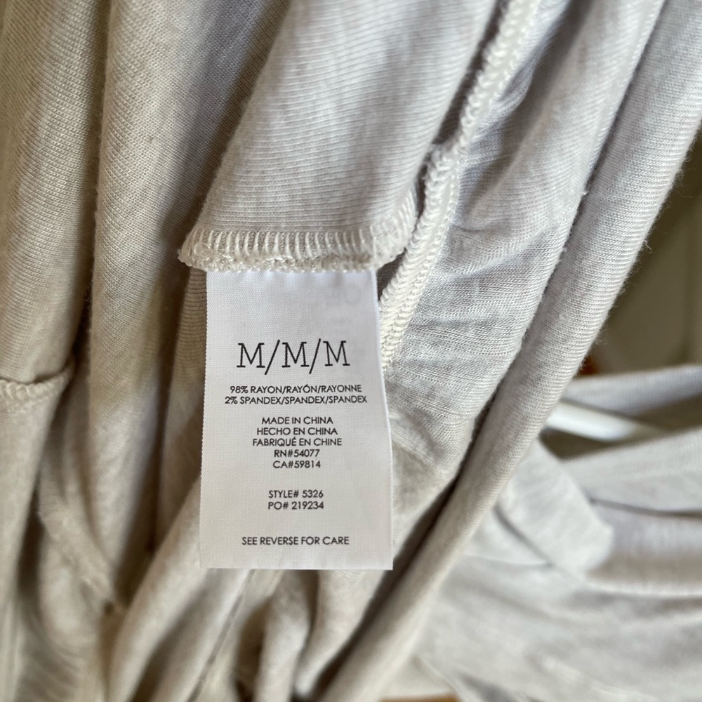 CABI STYLE 5326 HANGOUT TEE IN HEATHERED OATMEAL-MEDIUM - Picture 4 of 5